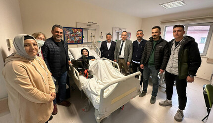 Enkazdan 248 saat sonra çıkan Aleyna Ölmez kendisini kurtaran ekiple buluştu - gundem