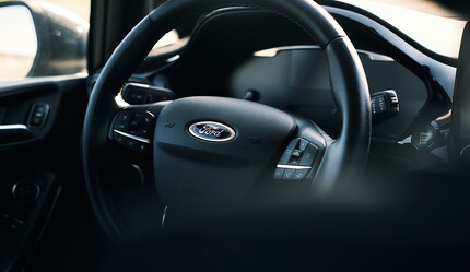Arabanız bıraktığınız yerde olmayabilir… Ford’dan araç sahiplerini çıldırtacak sistem: Taksiti ödenmeyen otomobil kendini bayiye götürecek - t-otomobil