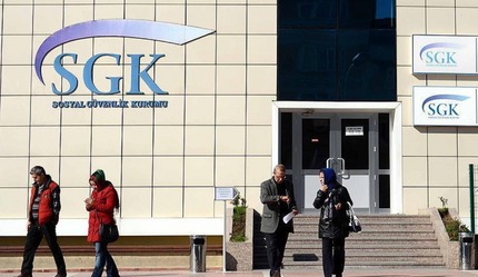 Akın akın koştular! SGK hafta sonu çalışıyor mu? SGK şubelerinde cumartesi EYT mesaisi olacak mı? - ekonomi