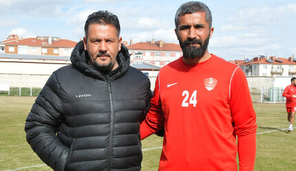 Depremde bebeğini kaybeden futbolcuya eski takımı sahip çıktı - gundem