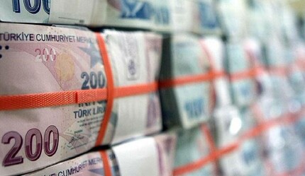 Milyonlarca emekli sıraya girdi! O banka emeklilere karşılıksız 8.500 TL veriyor - ekonomi