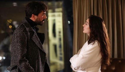 Kalp Yarası dizisi ile büyük beğeni toplamıştı! Ünlü oyuncu yeniden ekranlara dönüyor! Bu kez Burcu Özberk ile rol alacak! - medya
