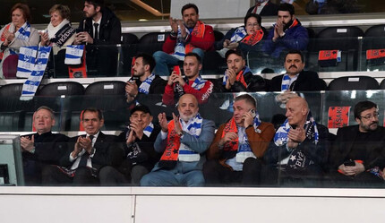 Kulüp başkanları Başakşehir hezimetini hep birlikte izledi; 6 dakikada 4 gol gördüler! - spor