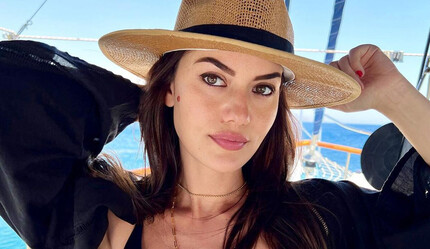 Fahriye Evcen, küçük oğlu Kerem'i ilk defa takipçileriyle paylaştı - magazin