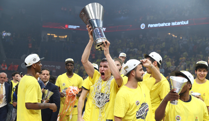 Fenerbahçe'yi yıkan haber ABD'den geldi! Resmi sözleşmeye imza atan efsane oyuncu 68 milyon dolar kazanacak - spor
