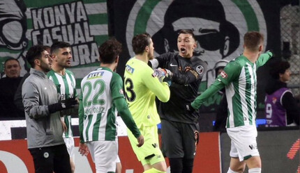 Muslera Konya'da cinnet geçirdi! Galatasaray-Konyaspor maçında yumruk yumruğa kavga önlendi - spor