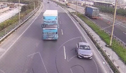 Pes dedirten hırsızlık! 1 milyonluk lira değerinde deprem yardımlarını çaldıkları yetmezmiş gibi bir de satmışlar - gundem