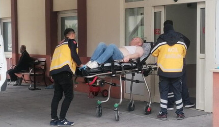 Antalya'da silahlı saldırı dehşeti! Yaralı haldeyken aracını kullandı, karakola sığındı - gundem