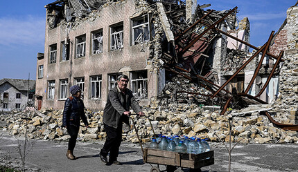 Rusya sivilleri ve kritik altyapıları hedef almaya devam ediyor! Saldırılar altındaki Toretsk şehri böyle görüntülendi - dunya