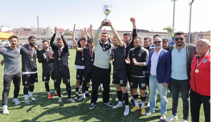 Şampiyon Aydınspor kupasına Atça Belediyespor'u 11-1 yendiği maçtan sonra kavuştu - spor