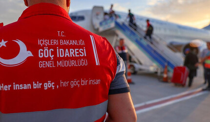 Türkiye genelinde 2 bin 18 göçmen sınır dışı edildi - gundem
