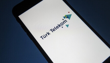 Türk Telekom yetkilisi açıkladı: Deprem bölgesinde 29 jeneratör çalındı, iletişim aksadı - ekonomi