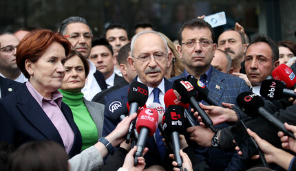 CHP lideri Kemal Kılıçdaroğlu, kurşunlanan İYİ Parti İstanbul İl Başkanlığı'nı ziyaret etti - secim-2023