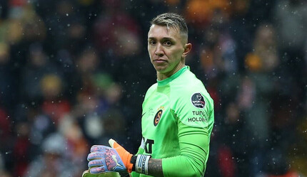 Muslera'dan farklı ve pozitif bakış: Yenilmek de önemlidir - spor
