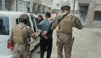 Zehir tacirlerine kökünü kurutma operasyonu: Şafak vakti 77 adrese baskın düzenlendi - gundem
