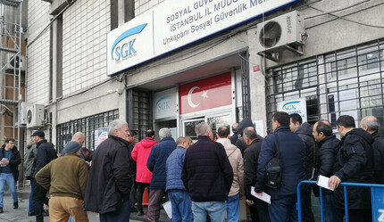 Resmi Gazete’de yayımlandı! Yeniden yapılandırma görevine fazla mesai ücreti - dunya