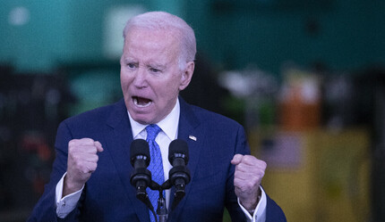 Biden Başkanlık için yeniden aday olacağını duyurdu, Trump halefini hedef aldı - dunya