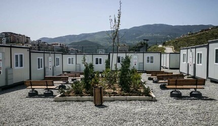 Hatay'da depremzedeler için 100 konteynerlik basketbol köyü kuruldu - gundem