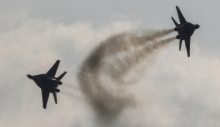 NATO jetleri Baltık Denizi üzerinde Rus savaş ve istihbarat uçaklarını önledi - dunya