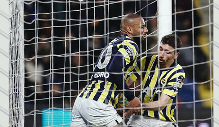 ÖZET Başakşehir - Fenerbahçe (1-2) Jorge Jesus bitti demeden bitmez! - spor