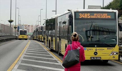 Bayramda toplu taşıma bedava mı? 22-23 Nisan bayramın 2. 3. günü otobüs, metro, metrobüs İETT ücretsiz mi? - gundem