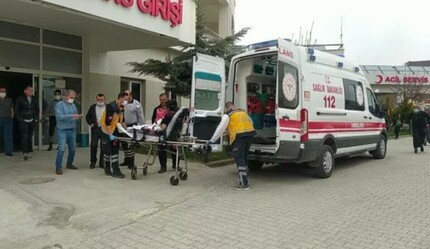 Bayram namazında 2 aile arasında silahlı kavga: Çok sayıda yaralı var - gundem
