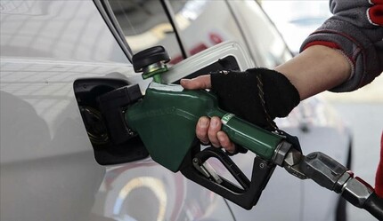 Akaryakıt fiyatına 3 günde ikinci indirim geliyor! Motorin 20 TL'nin altına düşüyor - ekonomi