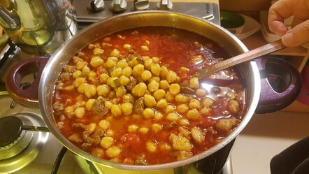 Nohut yemeğine lezzet katıyormuş.. Lokanta aşçılarının uyguladığı yöntem - yemek