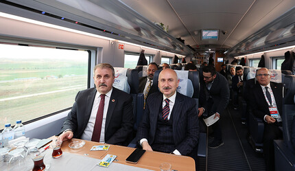 Ulaştırma Bakanı Karaismailoğlu: Bakü’ye kadar hızlı trenle gideceğiz - gundem