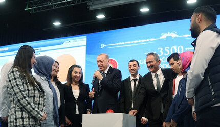 Cumhurbaşkanı Erdoğan: 3 bin 500'e giremeyip atanamayan tüm adayların da atamasını bugün gerçekleştirdik - egitim