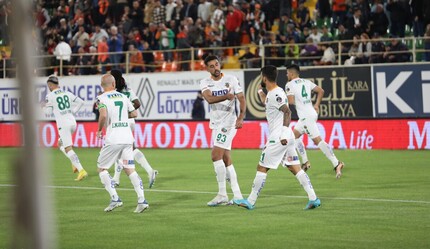 ÖZET I Alanyaspor - Ümraniyespor (1-0 Maç Sonucu) Ömer Erdoğan yönetimindeki ilk maçta 3 puan - spor