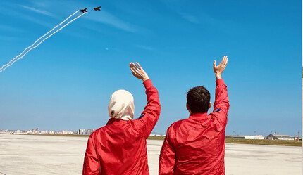 TEKNOFEST'te tarihi anlar! İnsanlı ve insansız savaş uçakları birlikte uçtu - dunya