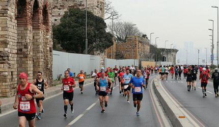 İstanbul’da hangi yollar kapalı? 30 Nisan Pazar İstanbul Yarı Maratonu kapalı yollar listesi! - gundem