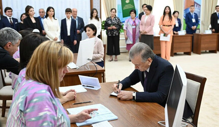 Özbekistan'da tarihi referandum! Anayasa değişikliği güçlü bir destekle kabul edildi - gundem