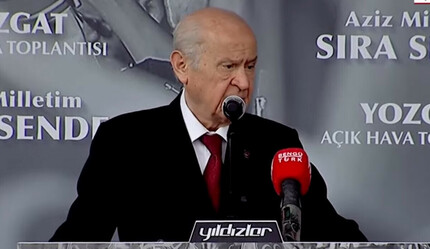 MHP lideri Bahçeli 'Altılı Masa'ya sert yüklendi: Milletimiz yas tutarken sözde bakanlık dağıtımı yaptılar - gundem