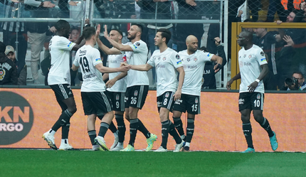 Beşiktaş, Antalya'ya 4 eksikle gitti! Derbinin kahramanları zorlu maçta olmayacak - spor
