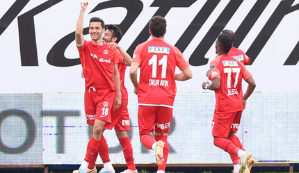 Ümraniyespor - Sivasspor (4-1 ÖZET) Umut Nayir hat-trick yaptı! Yatabare rakibine tokat attı - spor