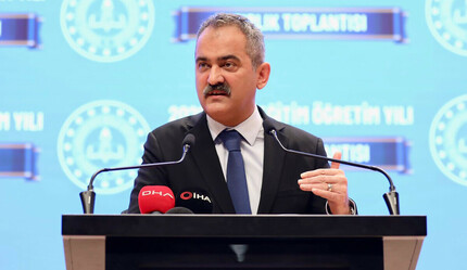 Bakan Özer, muhalefetin eğitim vaatlerini eleştirdi: Lise 3 yıla düşerse atama neye yarar - egitim