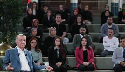 Cumhurbaşkanı Erdoğan'dan Kızılay Başkanı'na tepki: Çadır satma işine giremez - gundem