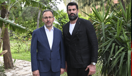 Bakan Kasapoğlu ve Volkan Demirel, Hatayspor için buluştu! Yeni sezon öncesi müjdeler verildi - spor