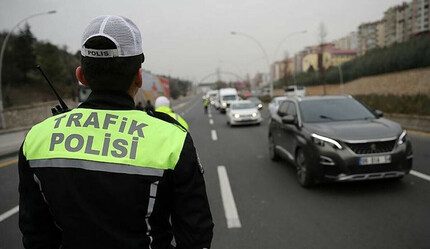 İstanbul ve Ankara’da 19 Mayıs nedeniyle bazı yollar trafiğe kapatılacak - gundem