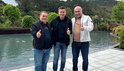 Samsunspor şampiyon teknik direktör Hüseyin Eroğlu ile 3 yıllık sözleşme yeniledi - spor