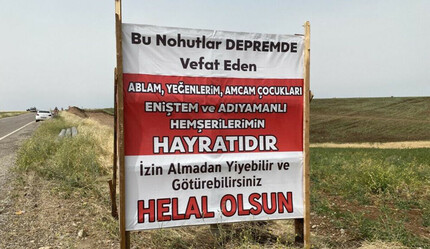 Depremzede, nohut tarlasını vatandaşlara açıp “Helal olsun” pankartı astı  - gundem