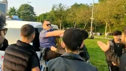 Kadıköy'de polise yumruklu saldırı! 4 kişi gözaltına alındı - gundem