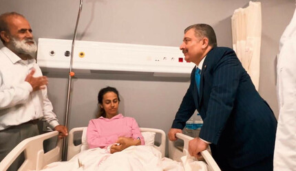 Bakan Koca açılışının 3. gününde Defne Devlet Hastanesini ziyaret etti - gundem