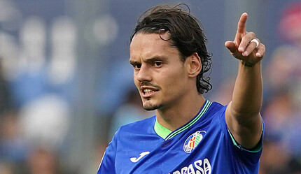 Milli golcü Enes Ünal çapraz bağlarının koptuğunu açıkladı - spor