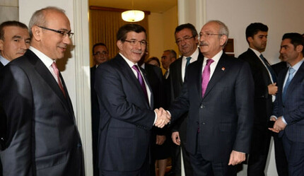 'Katkı sağlamadınız' eleştirilerine Davutoğlu'ndan cevap: Aday olmasını sağladık - gundem