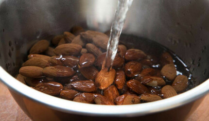 Uzman tavsiyesi: 40 yaşından sonra avuç avuç yiyenler kemik erimesi nedir bilmiyor - saglik