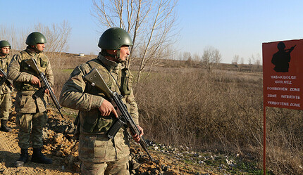 Hudut Kartalları yasa dışı geçişlere geçit vermiyor! 4'ü terörist 10 kişi yakalandı - gundem