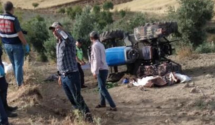 Kahreden haber Gaziantep'ten geldi! Traktörüne aldığı anne kızın ölümüne sebep oldu - gundem